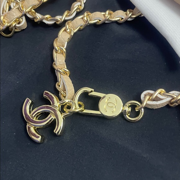 💕Chanel beige tan Mini wallet Quilted Bag with Gold Chain - Picture 7 of 12